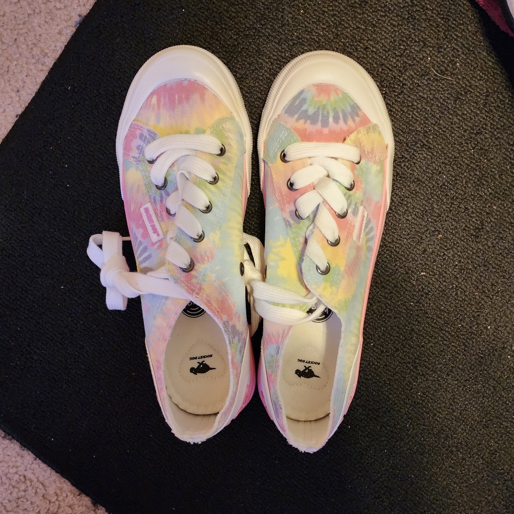 Rocket Dog women's size  9 tye dye Athletic Shoes. Never worn!
